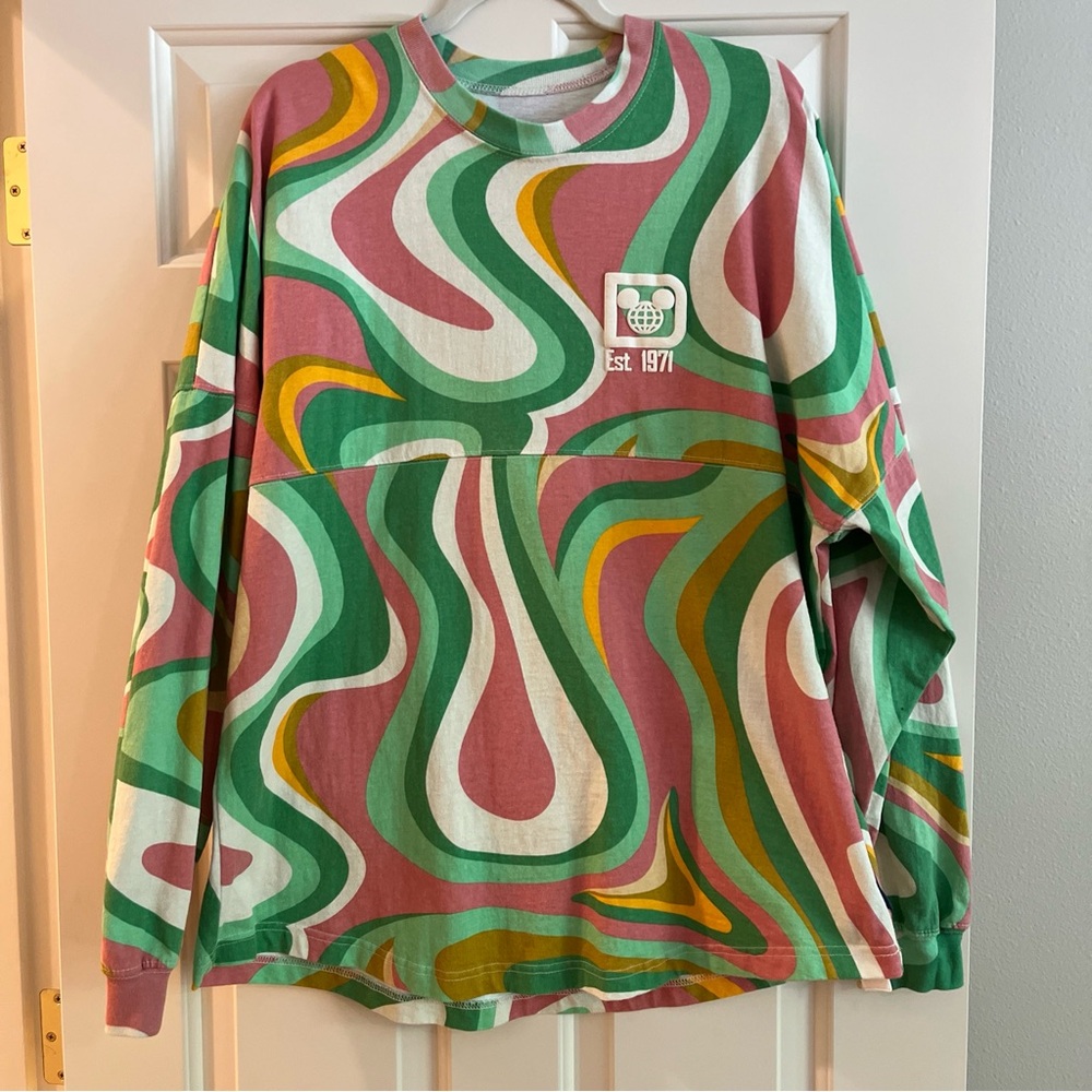 Disney Spirit Jersey Swirl Retro Adult Large